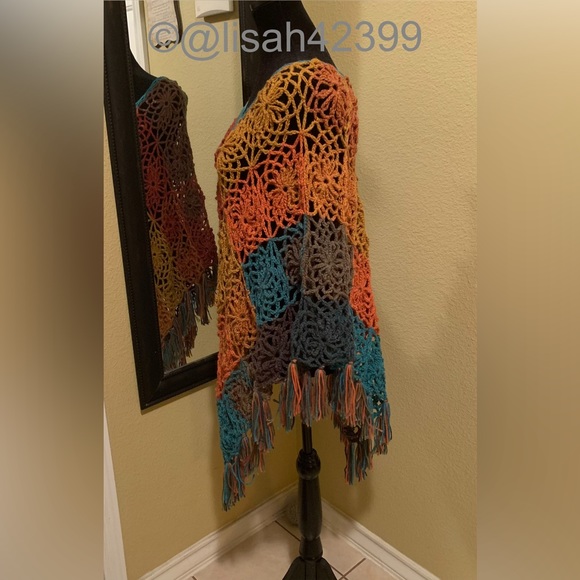 OSFM Handmade Crocheted Poncho - Picture 5 of 6